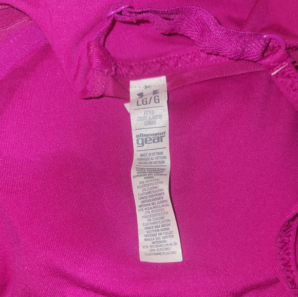 Under Armour Athletic Tank w/built-in padded bra in fuscia pink Size Large - Picture 4 of 6